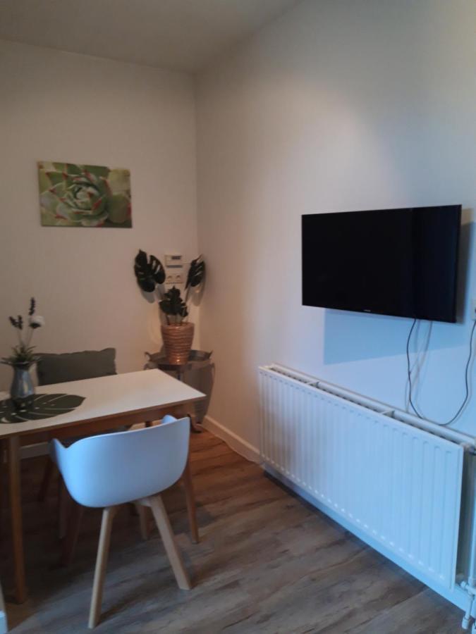 Vakantiewoning 100M Van Het Strand Met 1 Slaapkamer Westkapelle Bagian luar foto